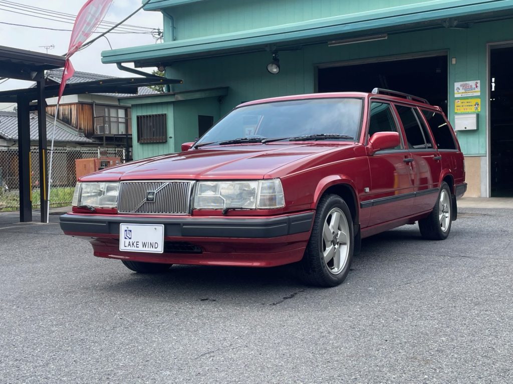 VOLVO　940　Classic　ガーネットレッドメタリック