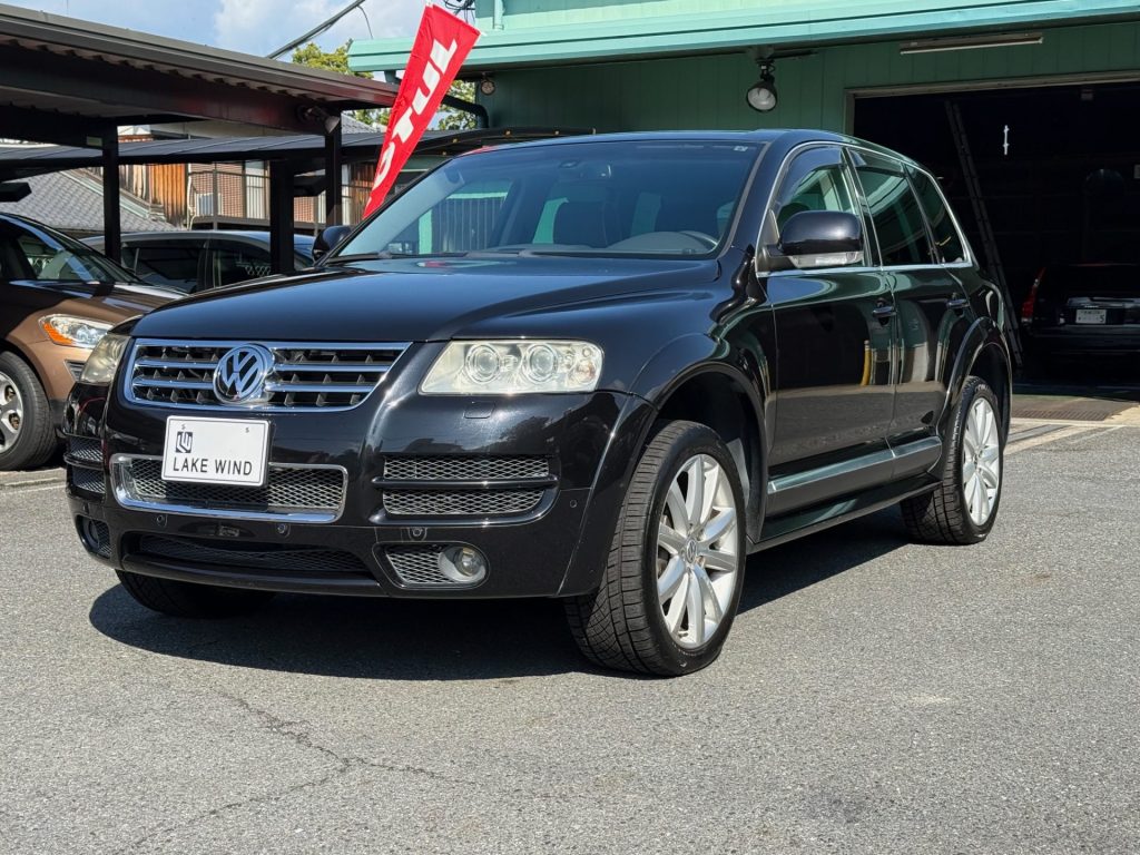 フォルクスワーゲン　トゥアレグ　W12 エクスクルーシブ　ブラックマジックパールエフェクト